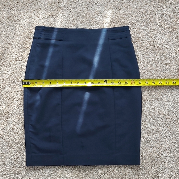 H&M Navy Pencil Skirt size 4 - Picture 1 of 11